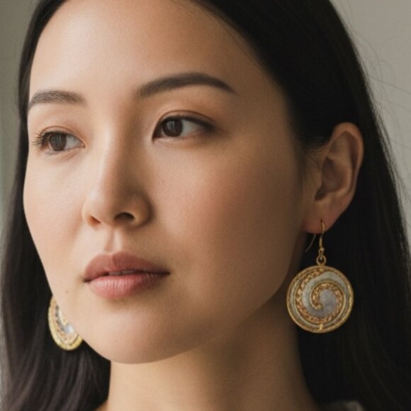 Artisan Made Pierced Earrings Mixed Tooled Metal Copper Brass Circle Statement - Picture 2 of 4